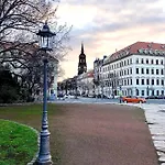 公寓 Apartmenthaus Stadt Metz *