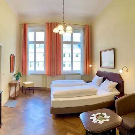 Apartmenthaus Stadt Metz 公寓